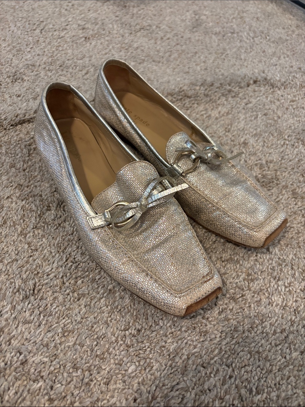 kate spade Metallic gold raffia Loafers with bow Accent 7.5